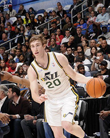 也通过网络 也通过网络